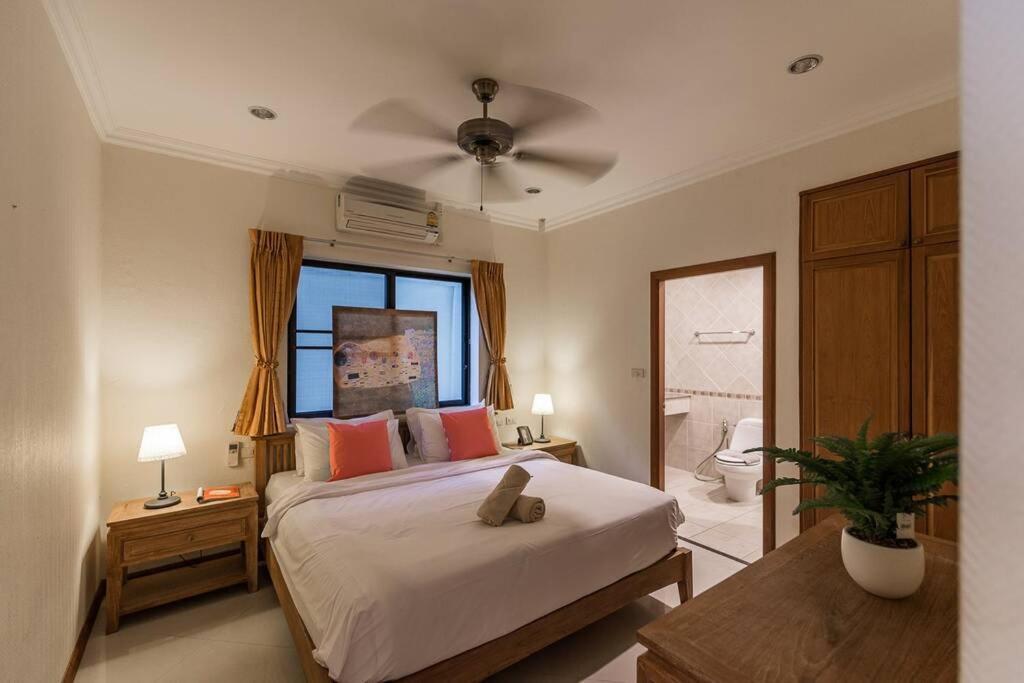 Anb Poolvilla 3Br Walk Private Beach In Pratamnak Pattaya Exterior photo