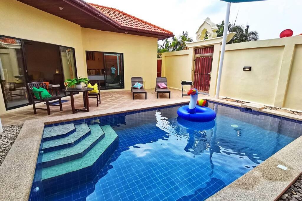 Anb Poolvilla 3Br Walk Private Beach In Pratamnak Pattaya Exterior photo