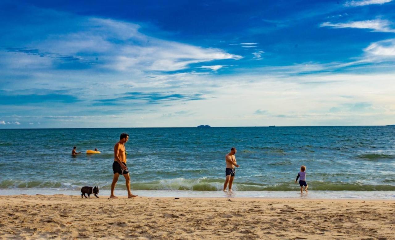 Anb Poolvilla 3Br Walk Private Beach In Pratamnak Pattaya Exterior photo